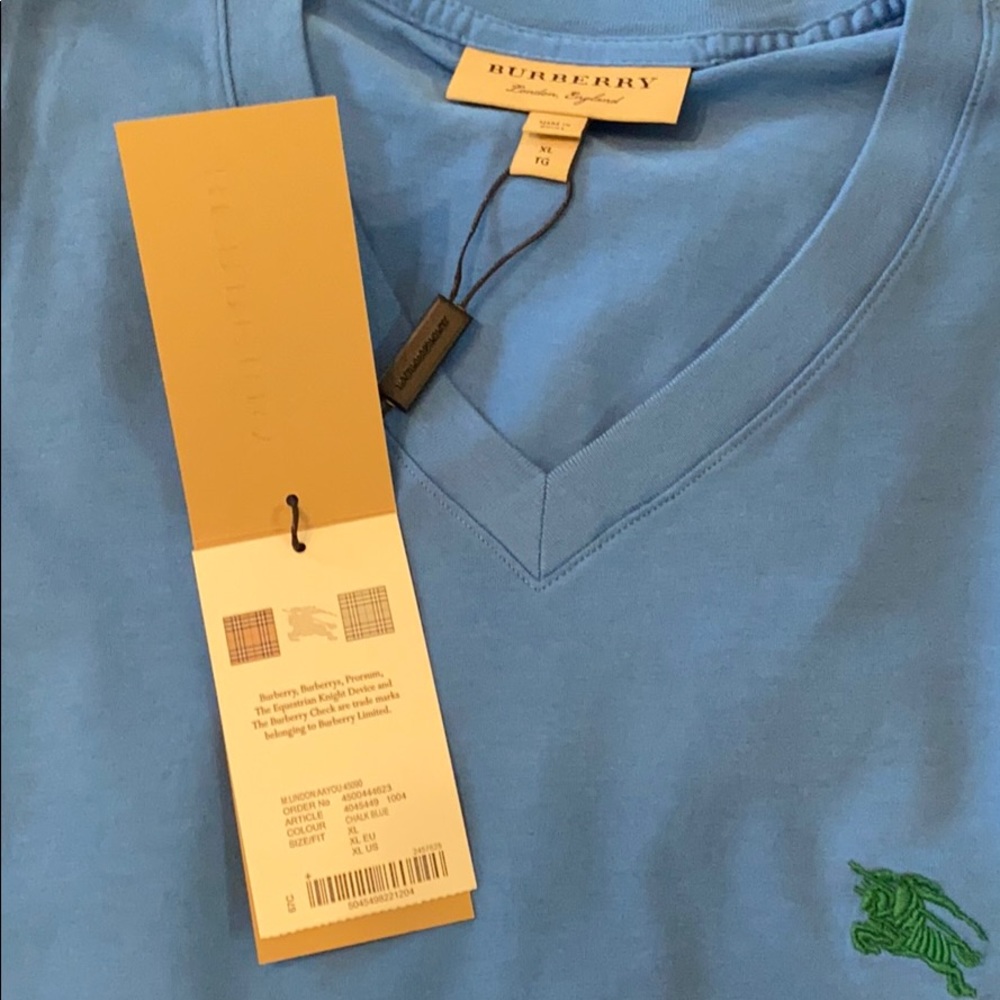 Burberry t-shirt